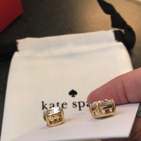 NEW Kate Spade mismatched faceted stud earrings - Picture 4 of 7